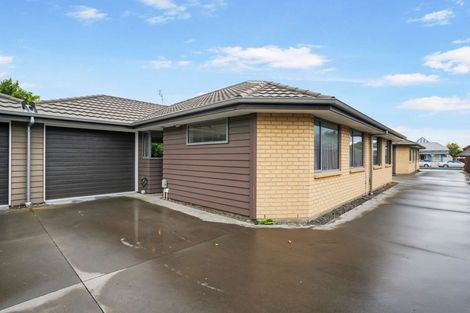 Photo of property in 4/13 Elizabeth Street, Riccarton, Christchurch, 8011