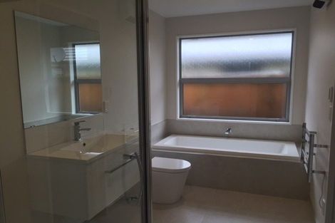 Photo of property in 5 Robalan Close, Halswell, Christchurch, 8025