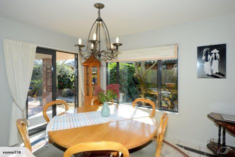 Photo of property in 5 Arundel Gate, Avonhead, Christchurch, 8042
