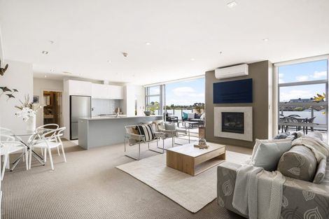 Photo of property in Maison Apartments, 403/16 Huron Street, Takapuna, Auckland, 0622