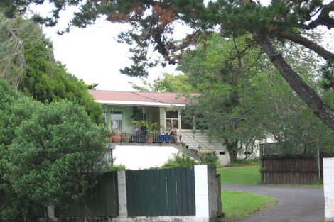 Photo of property in 2 Don Buck Road, Henderson, Auckland, 0614