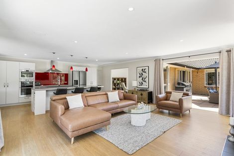 Photo of property in 17 Kahia Lane, Redvale, Albany, 0792