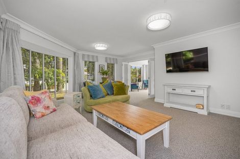 Photo of property in 2 Riviera Court, Papamoa Beach, Papamoa, 3118