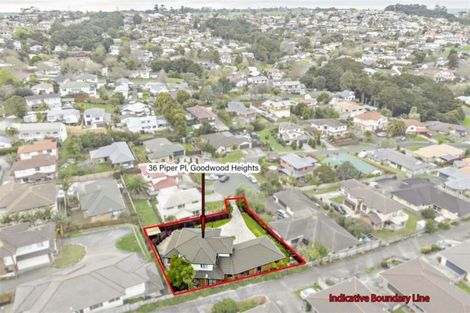 Photo of property in 36 Piper Place, Goodwood Heights, Auckland, 2105