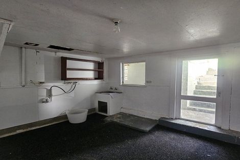 Photo of property in 30 Memorial Drive, Parahaki, Whangarei, 0112