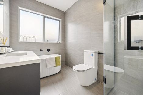 Photo of property in 15a Elliot Street, Riverhead, 0820