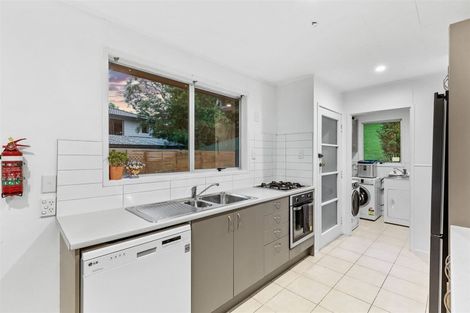 Photo of property in 6 Skyla Place, Massey, Auckland, 0614