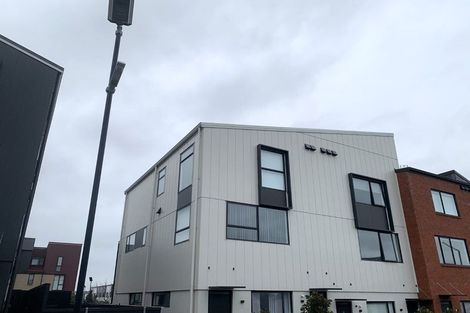 Photo of property in 5/4 Matimati Place, Hobsonville, Auckland, 0616