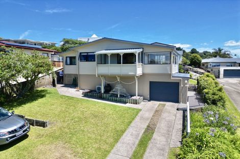 Photo of property in 10 Claydon Place, Ohope, 3121
