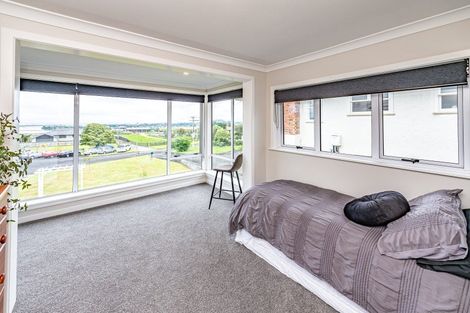 Photo of property in 9 Windsor Terrace, Durie Hill, Whanganui, 4500