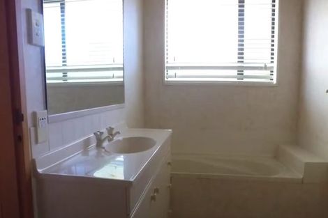 Photo of property in 30 Kintyre Drive, Broomfield, Christchurch, 8042