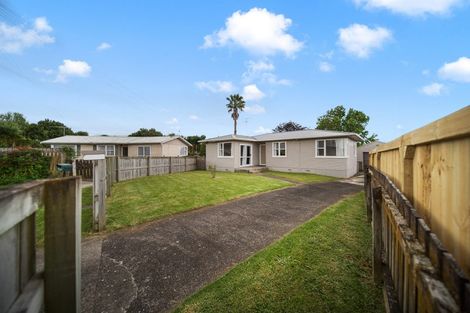 Photo of property in 19 Clendon Place, Manurewa, Auckland, 2102