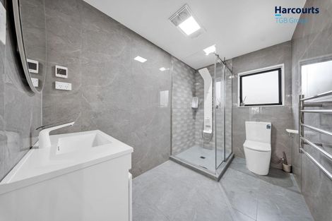 Photo of property in 6a Leven Lane, Totara Heights, Auckland, 2105