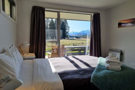 Photo of property in 4 Dwyer Place, Lake Tekapo, 7999