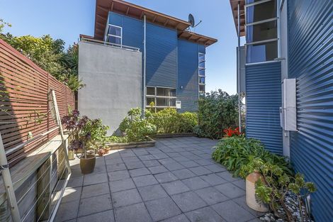 Photo of property in 123a Nevay Road, Miramar, Wellington, 6022