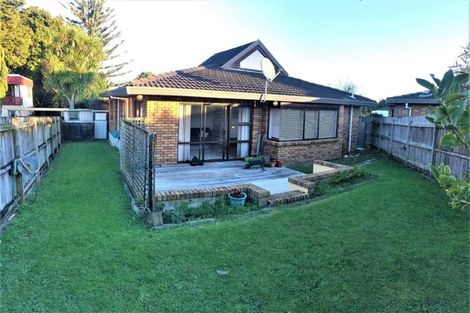 Photo of property in 3/55 Scenic Drive, Hillpark, Auckland, 2102