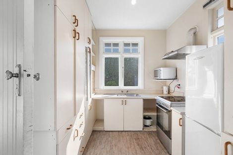 Photo of property in 257 Ferry Road, Waltham, Christchurch, 8011