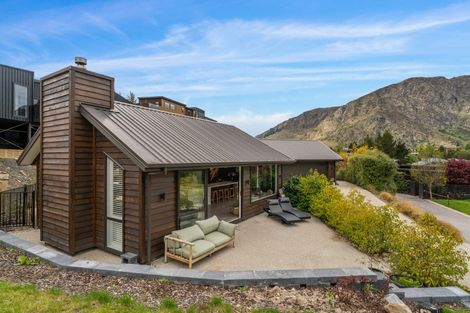 Photo of property in 5 Haines Way, Arthurs Point, Queenstown, 9371