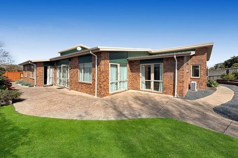 Photo of property in 19 Willowview Drive, Redwood, Christchurch, 8051