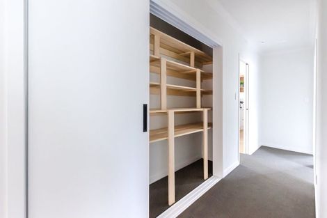 Photo of property in 21 Ruru Street, Waikanae, 5036