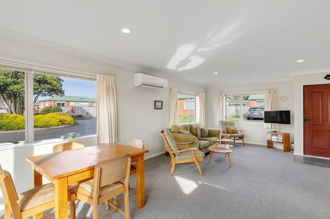 Photo of property in 19 Pohutukawa Grove, Titahi Bay, Porirua, 5022