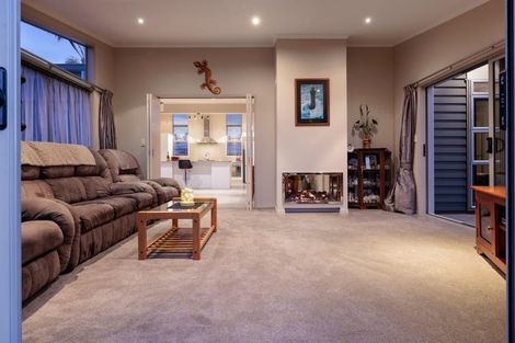 Photo of property in 48 Buxton Place, Ohauiti, Tauranga, 3112