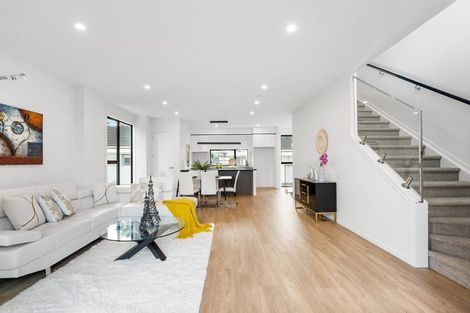 Photo of property in 8/45 Anzac Street, Takapuna, Auckland, 0622