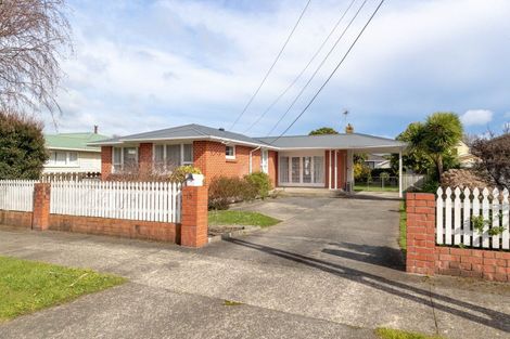 Photo of property in 15 Charles Street, Clouston Park, Upper Hutt, 5018