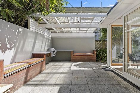 Photo of property in 51 Oban Street, Wadestown, Wellington, 6012