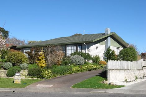 Photo of property in 8 Eglinton Place, Havelock North, 4130