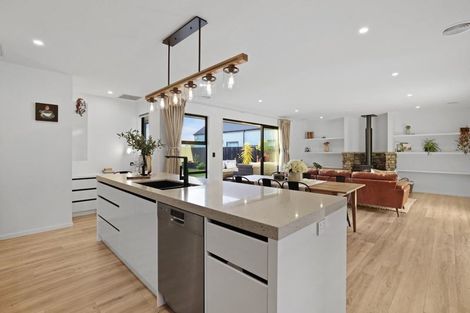 Photo of property in 24 Irvines Track, Halswell, Christchurch, 8025