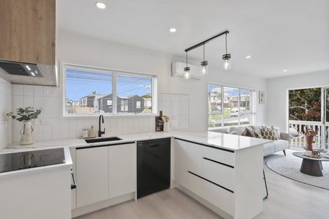 Photo of property in 1/38 Divich Avenue, Te Atatu South, Auckland, 0610