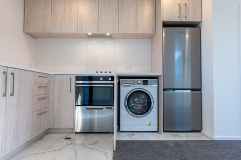 Photo of property in 1/241 Lincoln Road, Addington, Christchurch, 8024