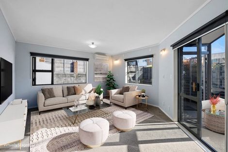 Photo of property in 14 Sandel Rise, Merrilands, New Plymouth, 4312