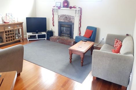 Photo of property in 14 Murray Street, Wallaceville, Upper Hutt, 5018