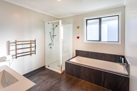 Photo of property in 22 Tairua Palms Place, Tairua, 3508