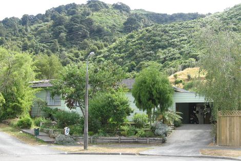 Photo of property in 9 Utah Grove, Totara Park, Upper Hutt, 5018