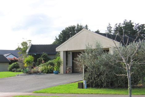 Photo of property in 36 Burnaston Court, Dannemora, Auckland, 2016