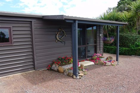 Photo of property in 128 Pond Road, Raglan, 3295