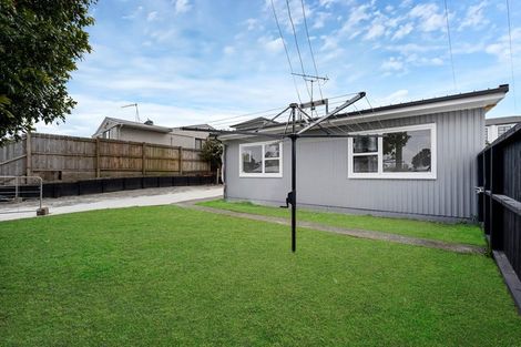Photo of property in 1/116 Beaumonts Way, Manurewa, Auckland, 2102