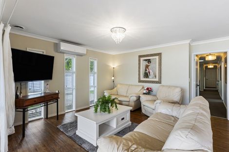 Photo of property in 2 Crabb Fields Lane, Riverhead, 0820