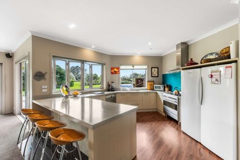 Photo of property in 10 Millbrook Drive, Waiuku, 2683