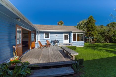 Photo of property in 6 Campbell Street, Sumner, Christchurch, 8081