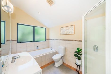 Photo of property in 206 Matai Road, Raumati Beach, Paraparaumu, 5032