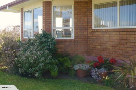 Photo of property in 25 Waitoa Street, Waiuku, 2123