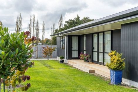 Photo of property in 10 Garrity Lane, Greytown, 5712