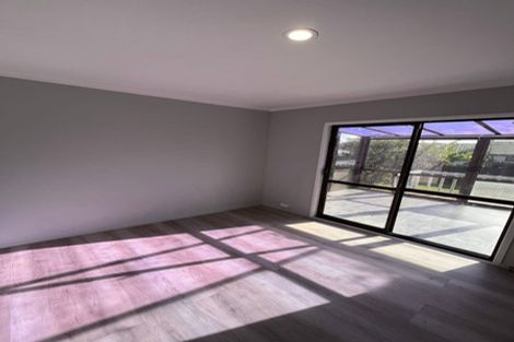 Photo of property in 7 Moncrieff Avenue, Clendon Park, Auckland, 2103