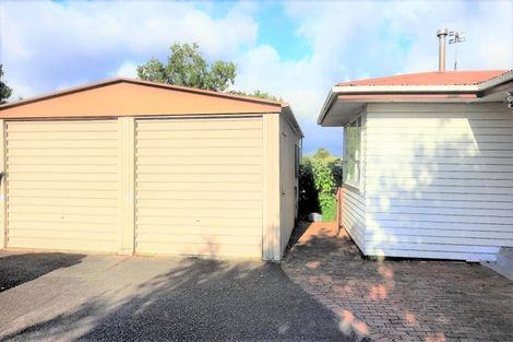 Photo of property in 24 Dellwood Avenue, Henderson, Auckland, 0612