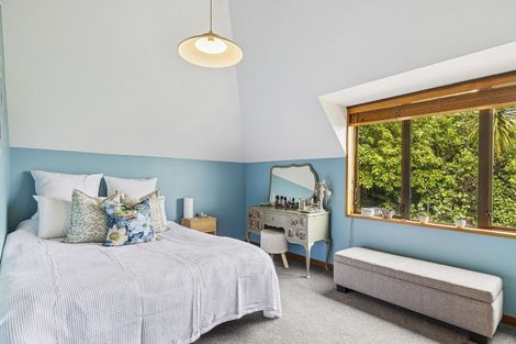 Photo of property in 50 Amapur Drive, Khandallah, Wellington, 6035