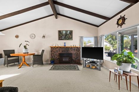 Photo of property in 5 Wallace Way, Havelock North, 4130